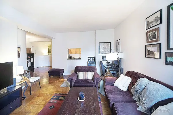 Rented by Anchor Associates | media 13
