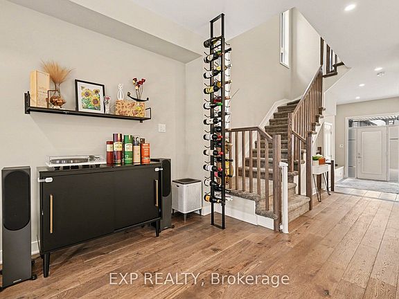 4th image of 567 Rathburn Ln