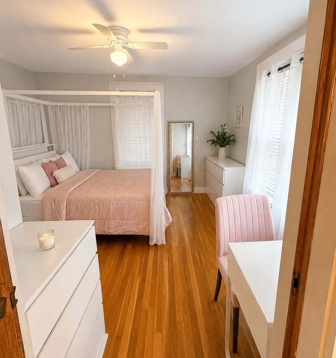 1 bed, 600 sqft, $2,100 — Photo 3
