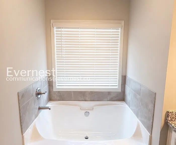 137 Culver St — Photo 15