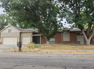 1517 E Spring Run Dr, Holladay, UT 84117