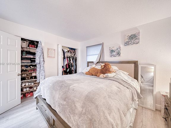 5th image of 9459 SW 76th St APT R5