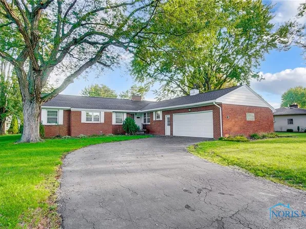 1032 Breezewood Ct, Findlay, OH 45840