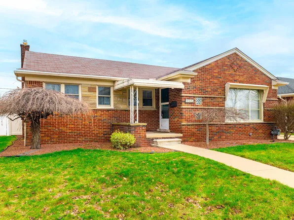 3305 Bridge St, Trenton, MI 48183