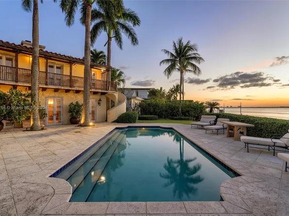 4810 N Bay Rd, Miami Beach, FL 33140