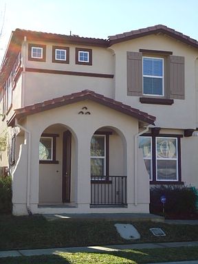1st image of 805 Walden Ct