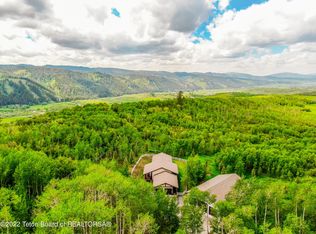 660 Strawberry Hills Dr, Bedford, WY 83112