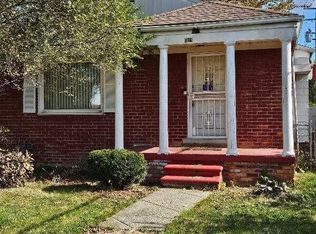 8824 Artesian St, Detroit, MI 48228