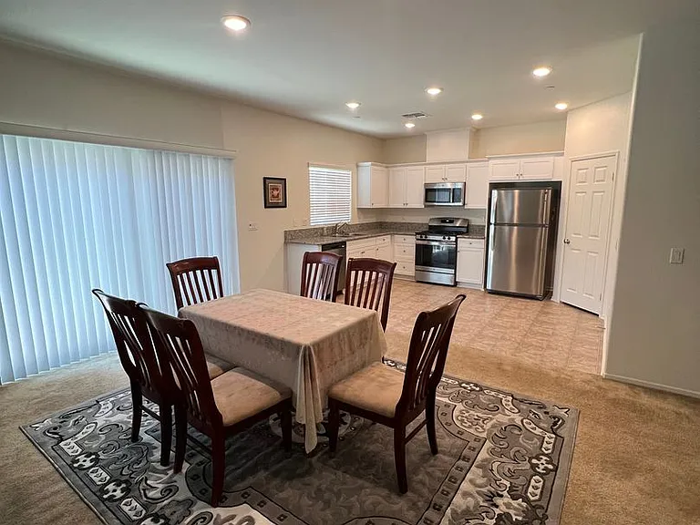 5916 Sucre Pl — Photo 3