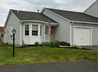 740 Levelle Ct #PVT, Webster, NY 14580