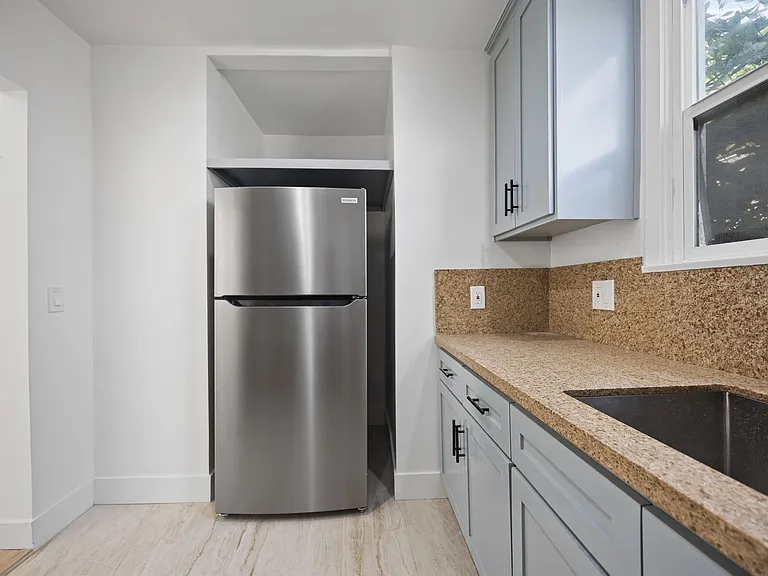 616 Sunset Ave — Photo 6