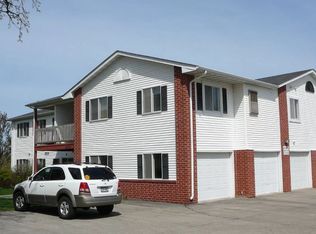 19737 84th Pl APT 2, Bristol, WI 53104