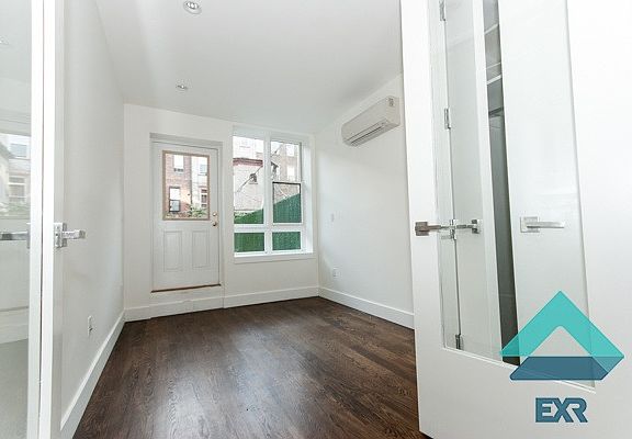 4th image of 308 Jefferson St #2FR