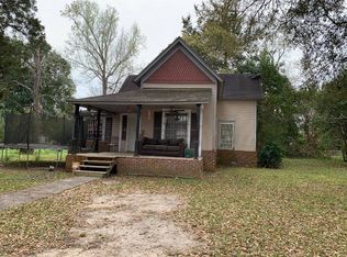 604 W Alapaha St, Fitzgerald, GA 31750