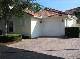 1140 Redwood St, Hollywood, FL 33019