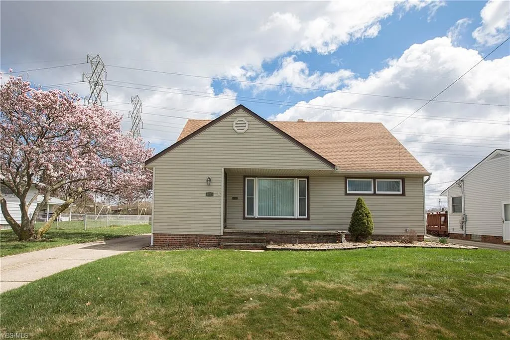 4679 Winter Ln photo 1