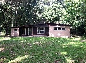 1st image of 3303 SE 15th St