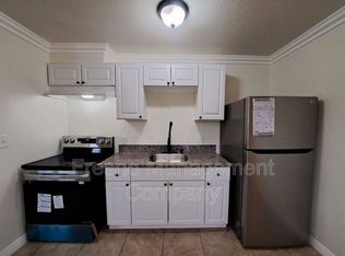1312 E Bulldog Ln APT G, Fresno, CA 93710