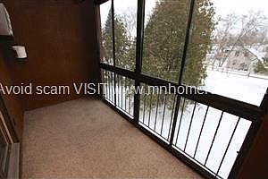 5th image of 1011 41st Ave NE APT 119