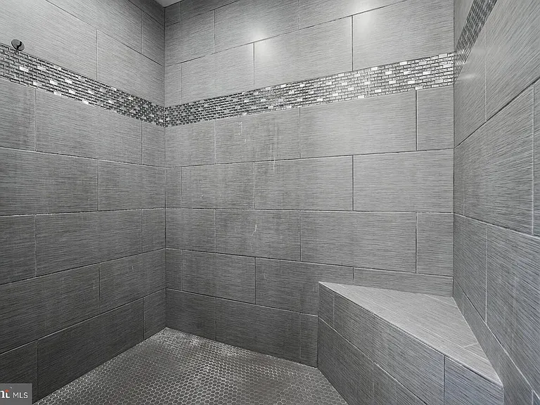 412 Woodcrest Dr SE #412B — Photo 27