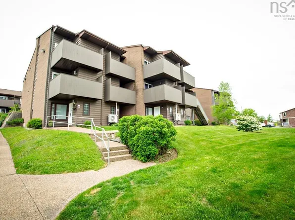 4 Rose Way #19, Halifax, NS B2Y 4L9