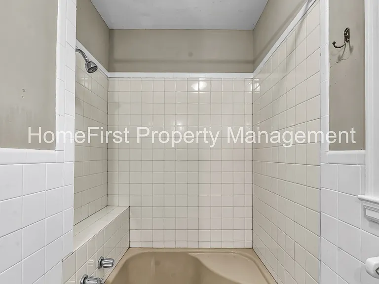 105 Meadowlark Dr #B — Photo 15