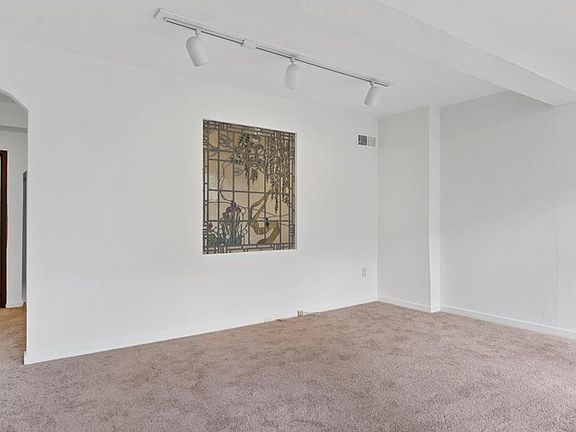 4th image of 342 S Highland Ave #10A