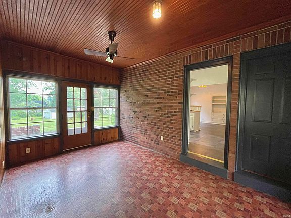 5th image of 5425 Lincoln Ave