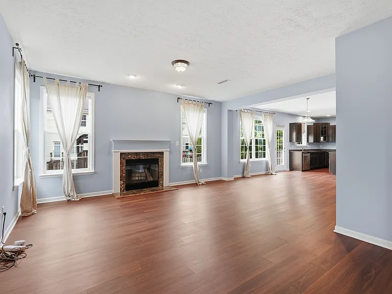 12250 Eddington Pl — Photo 15
