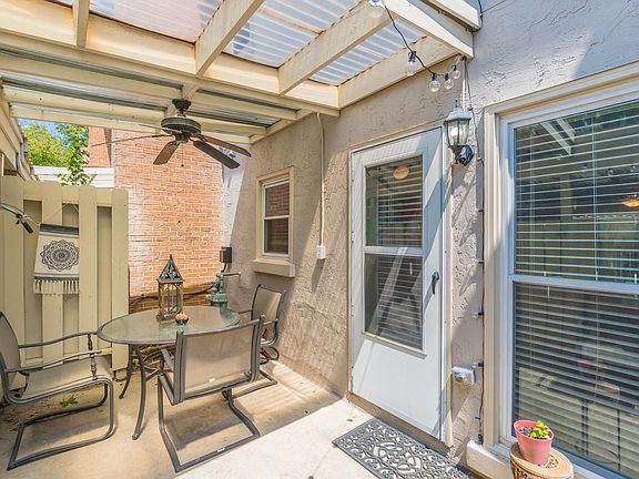 3rd image of 4143 Paddington Dr