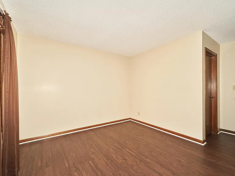 149 Springs Ct — Photo 11