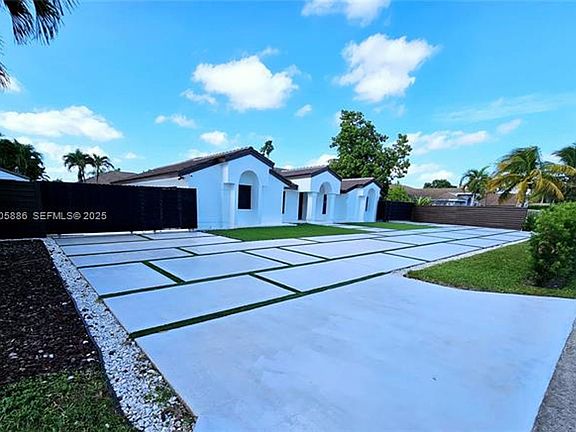 2nd image of 16138 SW 154th Ct #16138