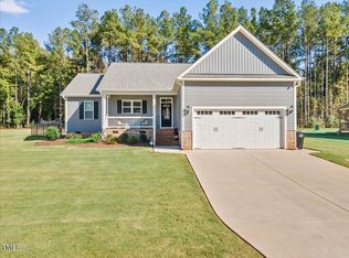 153 Highclere Ln, Selma, NC 27576