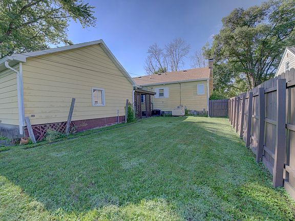 4th image of 111 W McKinley Ave