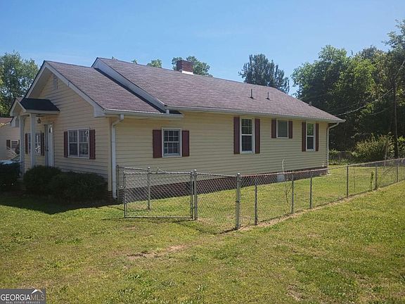 2nd image of 75 3rd Shannon St
