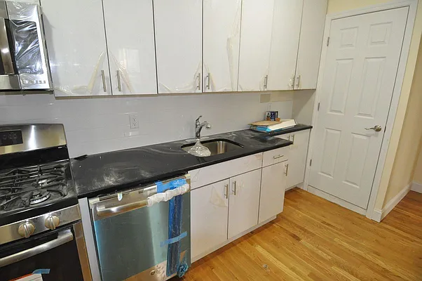 Rented by Village Living Realty | media 9