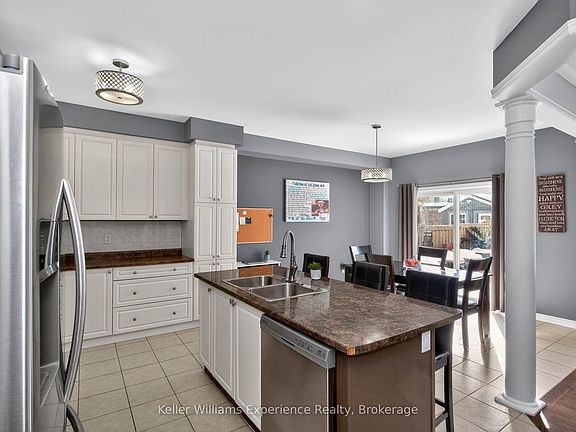 4th image of 2090 Webster Blvd