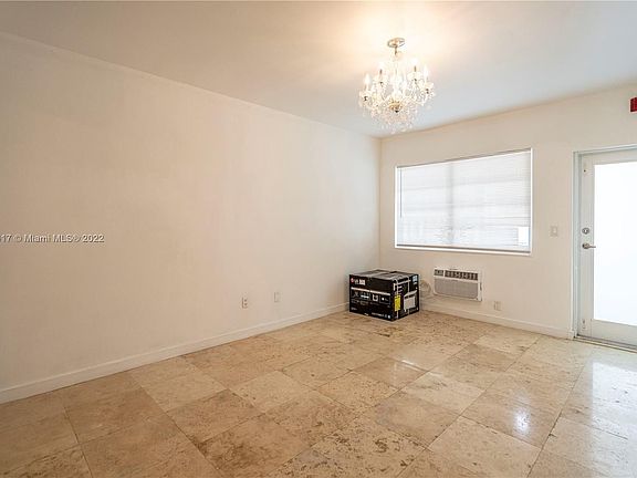 4th image of 1120 Euclid Ave #5