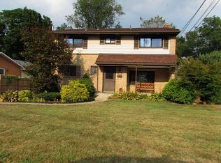 4907 Point Circle Dr, Monroeville, PA 15146