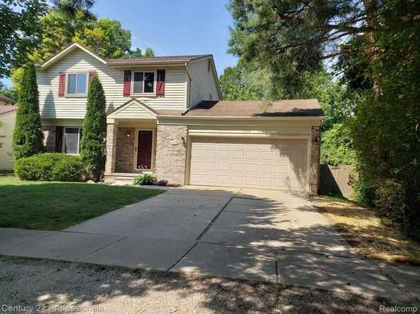 1779 Marlowe St, Canton, MI 48187