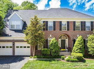 8920 Mountain Ash Dr, Springfield, VA 22153