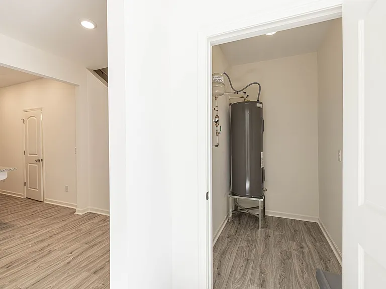1005 Pine St #D — Photo 4