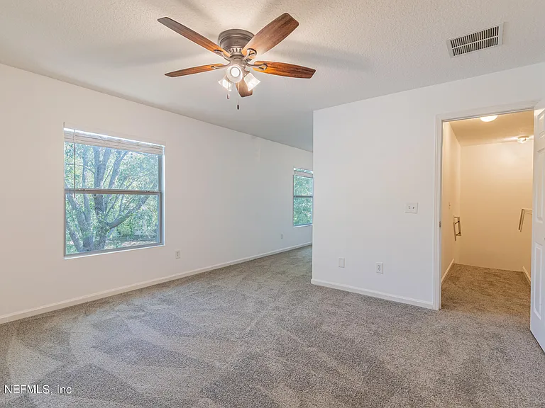 1630 Vineland Cir #B — Photo 26