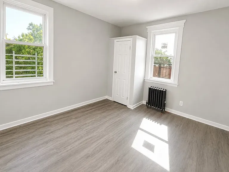 231 Littleton Ave #12 — Photo 4