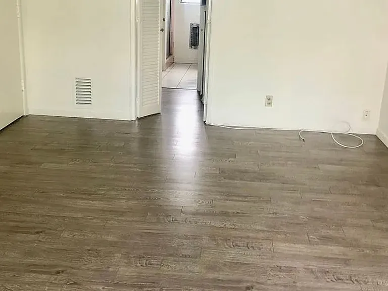 1520 N Hayworth Ave — Photo 15