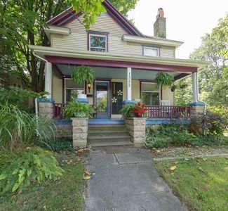 1352 Lincoln Way E, South Bend, IN, 46613