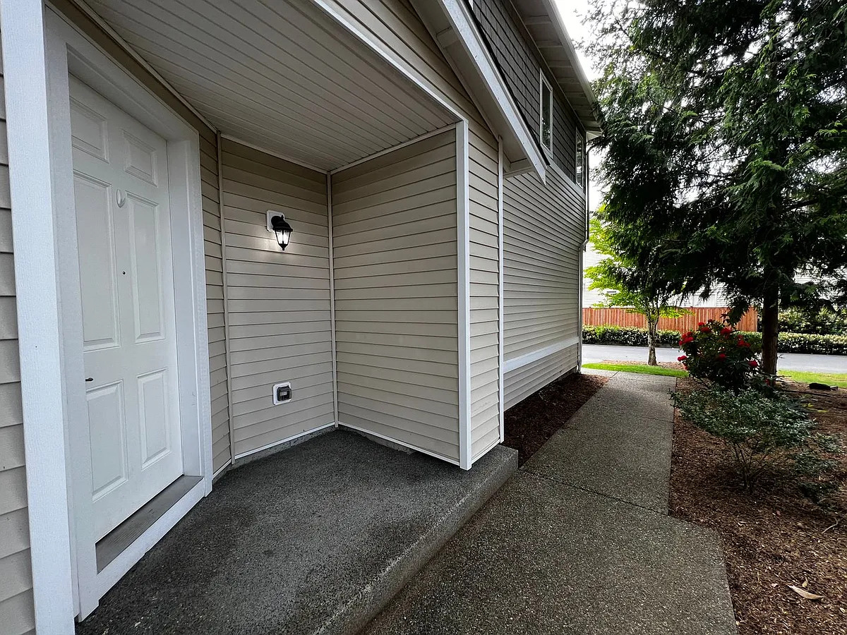 Building Photo - 2579 Evans Ct