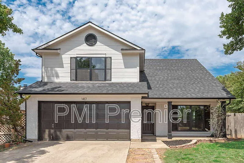 4 bed, 2.0 bath, 1831 sqft, $2,375 — Photo 4
