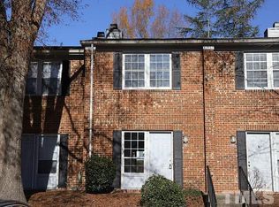 105 Friar Ln, Carrboro, NC 27510