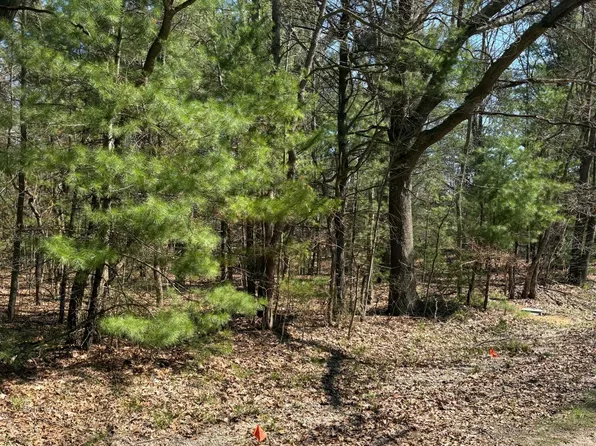Fenner Rd, Muskegon, MI 49445